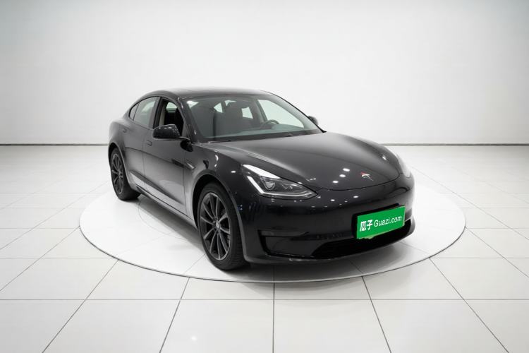 Used Tesla Model 3 2021 Standard Range Rear-Drive Upgraded Version Front Right 45 Deg