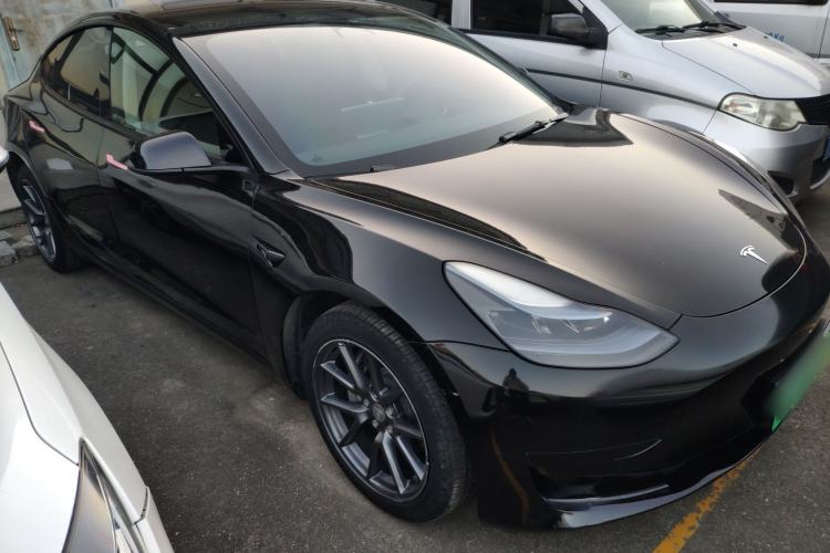 Used Tesla Model 3 2021 Standard Range Rear-Drive Upgraded Version Front Right 45 Deg