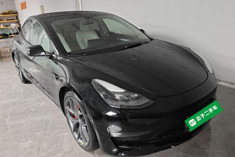 Used Tesla Model 3 2021 Performance High-Performance All-Wheel-Drive Version 3D6 Front Right 45 Deg