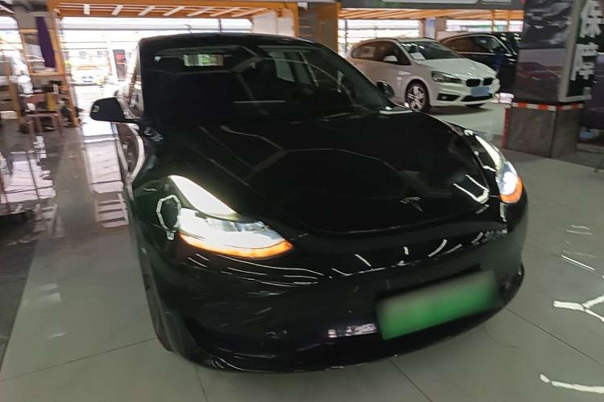 Used Tesla Model 3 2021 Standard Range Rear-Drive Upgraded Version Front Right 45 Deg