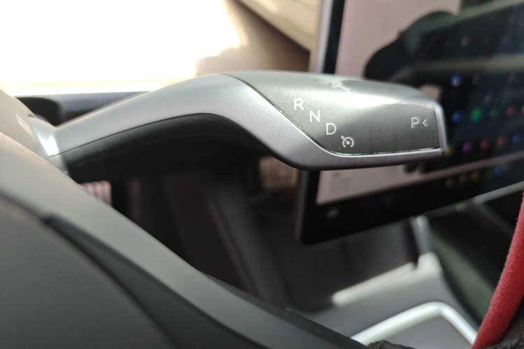 Used Tesla Model 3 2021 Performance High-Performance All-Wheel-Drive Version Gear Lever