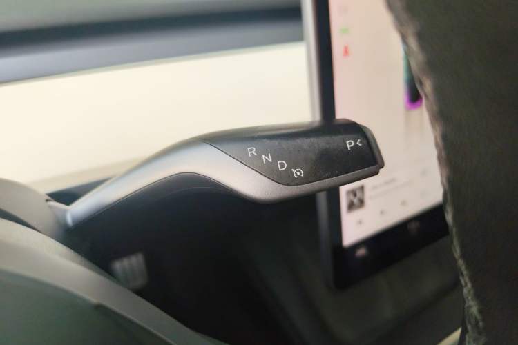 Used Tesla Model 3 2021 Performance High-Performance All-Wheel-Drive Version 3D6 Gear Lever