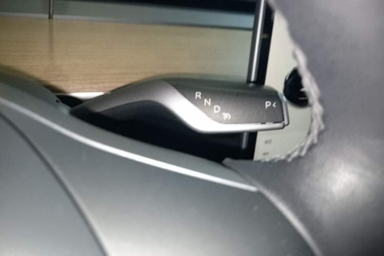 Used Tesla Model 3 2021 Standard Range Rear-Wheel Drive Upgraded Version 3D6 Gear Lever