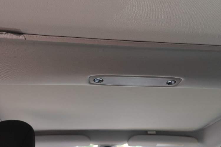 Used Tesla Model 3 2021 Revised Version II – Performance High-Performance All-Wheel-Drive Edition Headliner