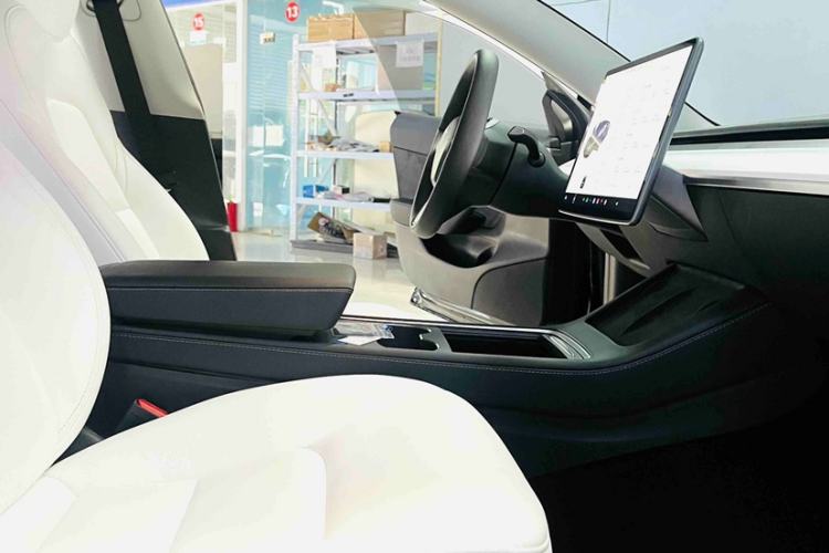 Used Tesla Model 3 2021 Standard Range Rear-Wheel Drive Upgraded Version 3D6 Interior 1