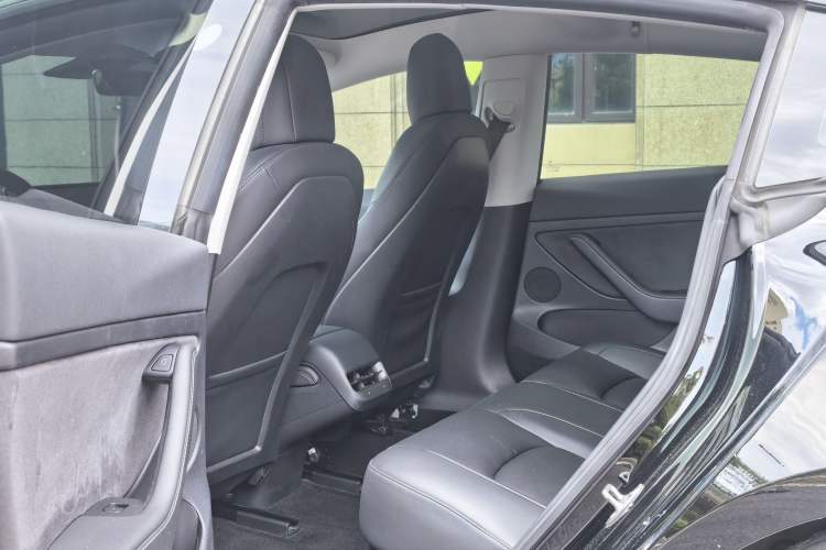 Used Tesla Model 3 2021 Standard Range Rear-Drive Upgraded Version Interior 2