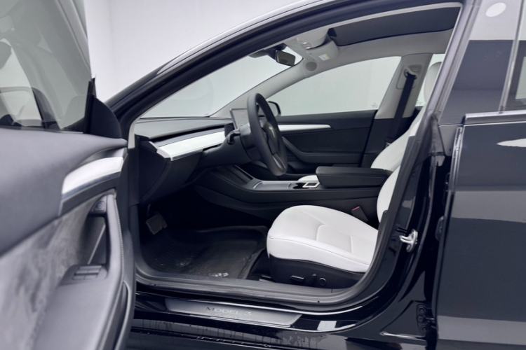 Used Tesla Model 3 2021 Standard Range Rear-Wheel Drive Upgraded Version 3D6 Interior 2