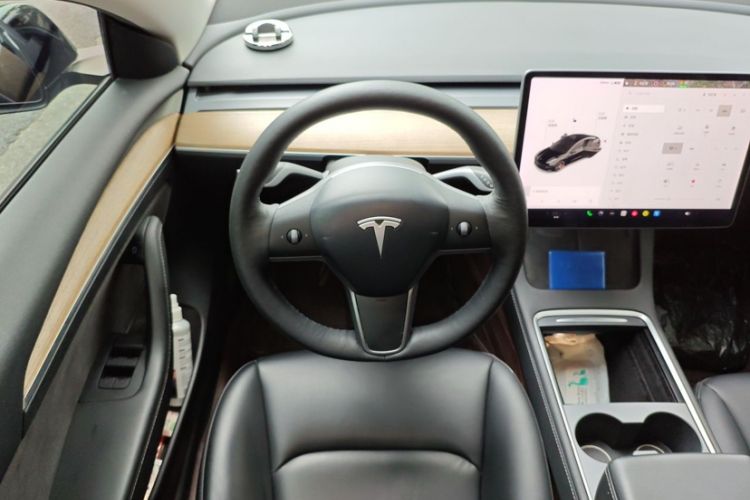 Used Tesla Model 3 2021 Revised Performance Version with All-Wheel Drive 3D1 Interior 2