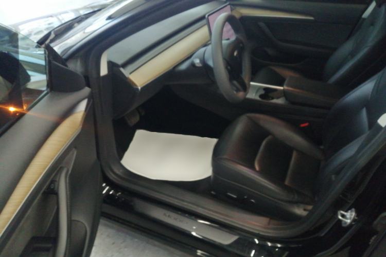 Used Tesla Model 3 2021 Standard Range Rear-Drive Upgraded Version Interior 3