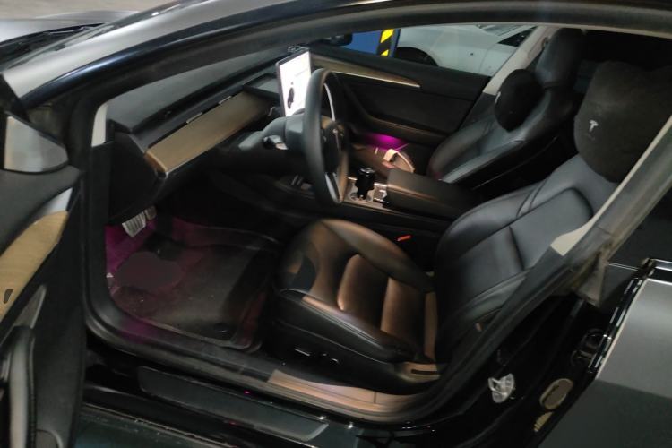 Used Tesla Model 3 2021 Performance High-Performance All-Wheel-Drive Version Interior 3