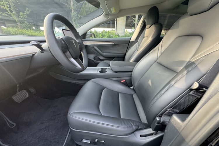 Used Tesla Model 3 2021 Standard Range Rear-Wheel Drive Upgraded Version 3D6 Interior 3
