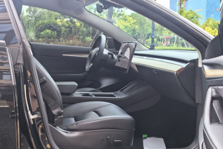 Used Tesla Model 3 2021 Standard Range Rear-Drive Upgraded Version Interior 3