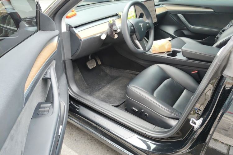 Used Tesla Model 3 2021 Standard Range Rear-Drive Upgraded Version Interior 3