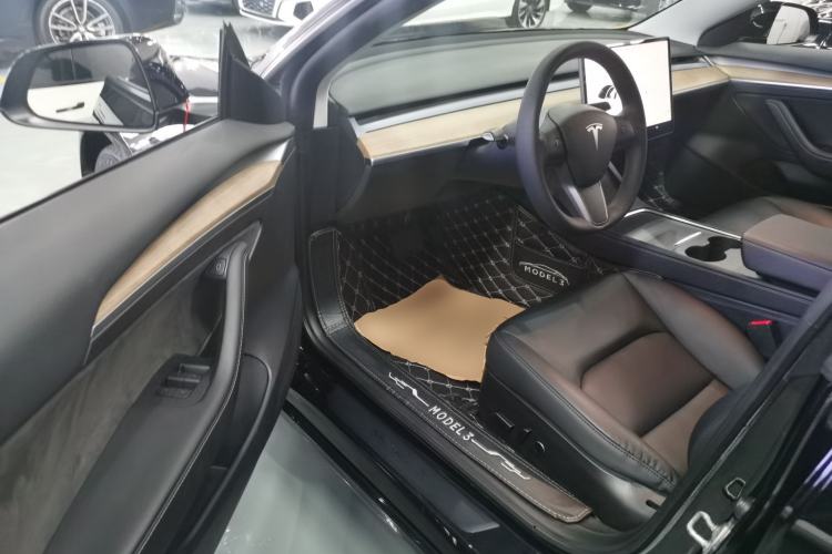 Used Tesla Model 3 2021 Standard Range Rear-Wheel Drive Upgraded Version 3D6 Interior 3