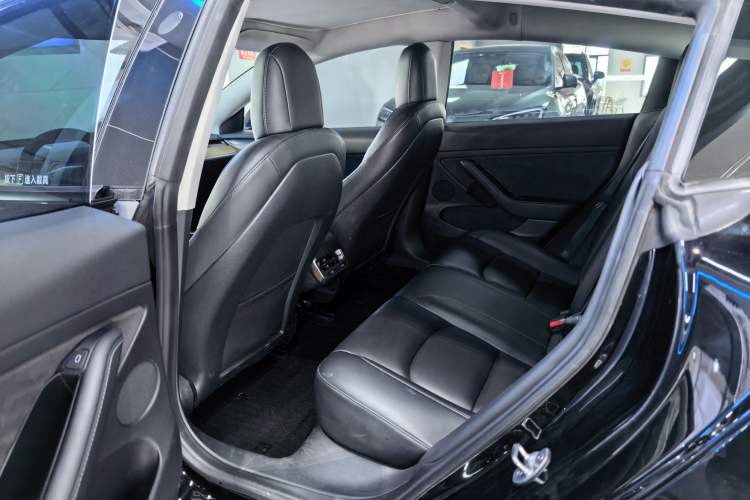 Used Tesla Model 3 2021 Standard Range Rear-Wheel Drive Upgraded Version 3D6 Interior 3