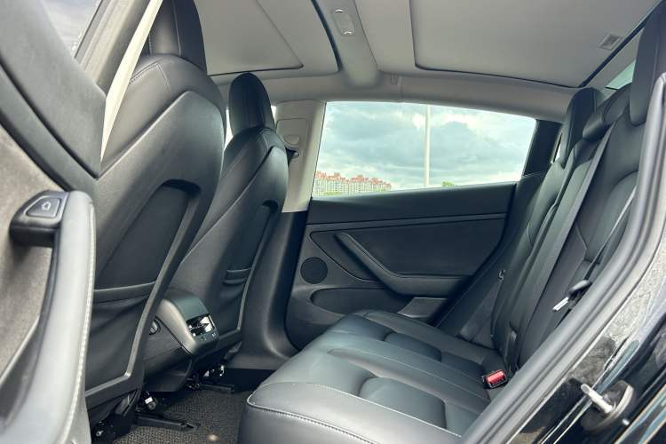 Used Tesla Model 3 2021 Standard Range Rear-Wheel Drive Upgraded Version 3D6 Interior 3