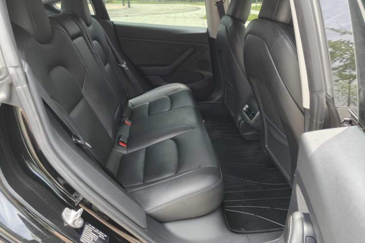 Used Tesla Model 3 2021 Standard Range Rear-Wheel Drive Upgraded Version 3D6 Interior 4