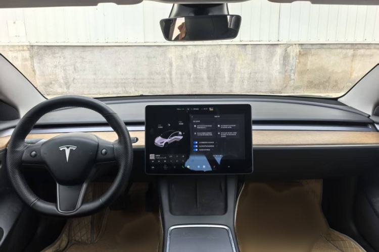 Used Tesla Model 3 2021 Standard Range Rear-Drive Upgraded Version Interior 4