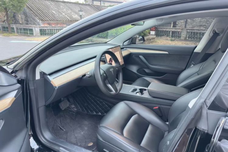 Used Tesla Model 3 2021 Standard Range Rear-Wheel Drive Upgraded Version 3D6 Interior 4