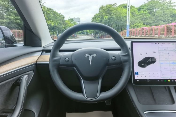 Used Tesla Model 3 2021 Revised Performance Version with All-Wheel Drive 3D1 Interior 4