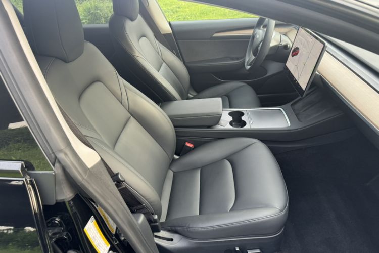 Used Tesla Model 3 2021 Standard Range Rear-Wheel Drive Upgraded Version 3D6 Interior 5