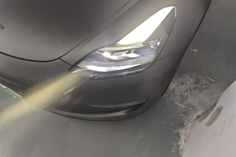 Used Tesla Model 3 2021 Revised Version II – Performance High-Performance All-Wheel-Drive Edition Left Front Headlight