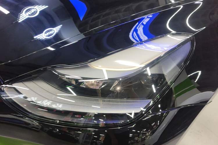 Used Tesla Model 3 2021 Revised Version II – Performance High-Performance All-Wheel-Drive Edition Left Front Headlight