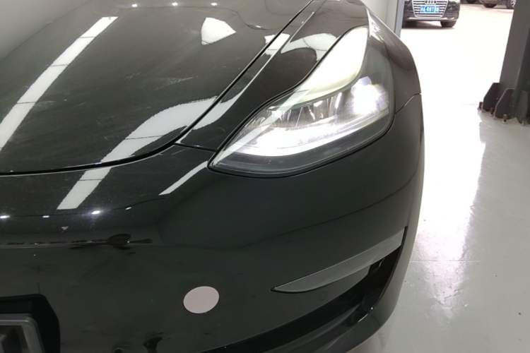 Used Tesla Model 3 2021 Performance High-Performance All-Wheel-Drive Version Left Front Headlight