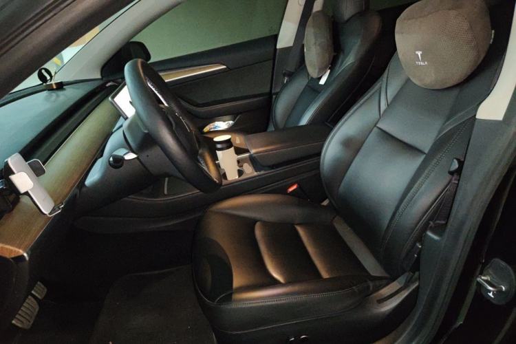 Used Tesla Model 3 2021 Revised Version II – Performance High-Performance All-Wheel-Drive Edition Left Front Seat