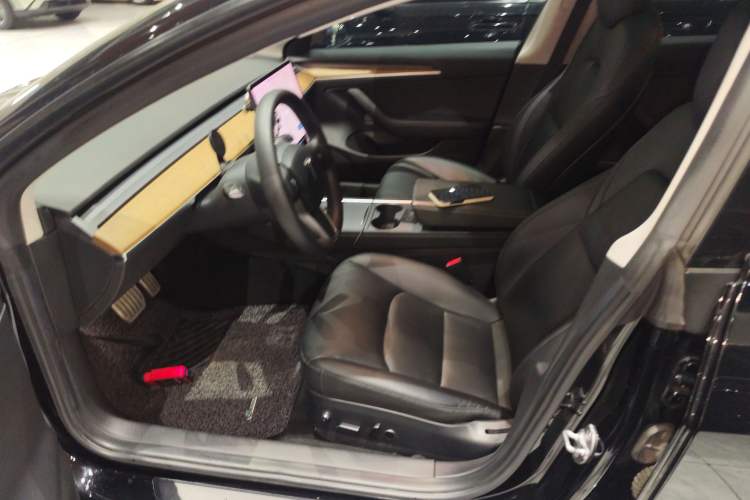 Used Tesla Model 3 2021 Performance High-Performance All-Wheel-Drive Version Left Front Seat