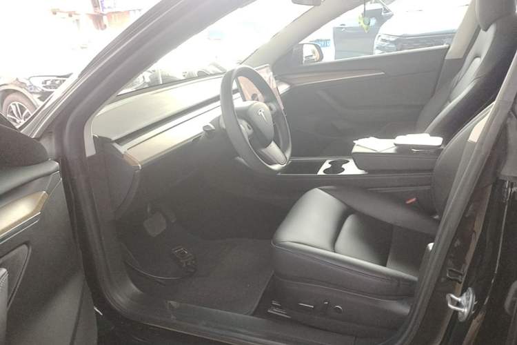 Used Tesla Model 3 2021 Standard Range Rear-Drive Upgraded Version Left Front Seat