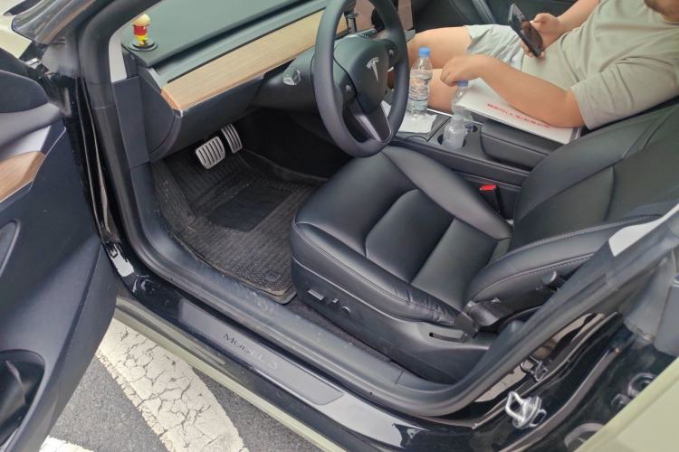 Used Tesla Model 3 2021 Performance High-Performance All-Wheel-Drive Version 3D6 Left Front Seat