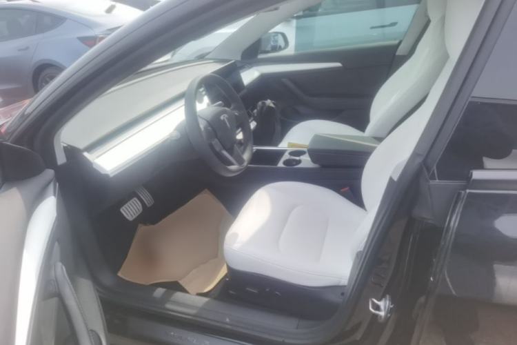 Used Tesla Model 3 2021 Performance High-Performance All-Wheel-Drive Version 3D6 Left Front Seat