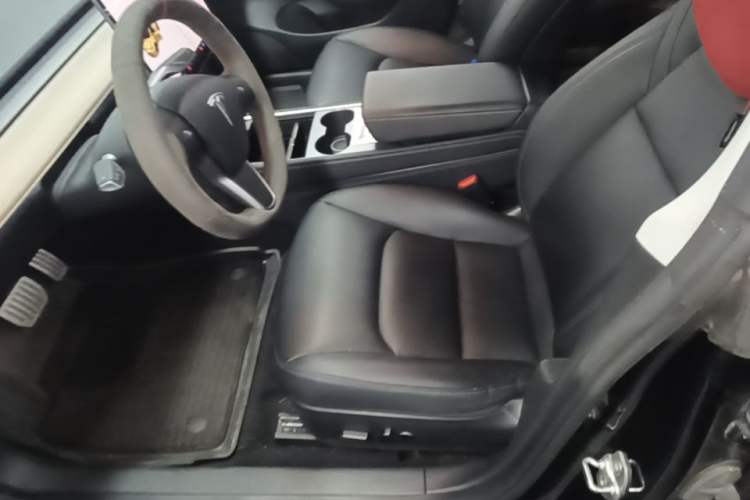 Used Tesla Model 3 2021 Revised Performance Version with All-Wheel Drive 3D1 Left Front Seat