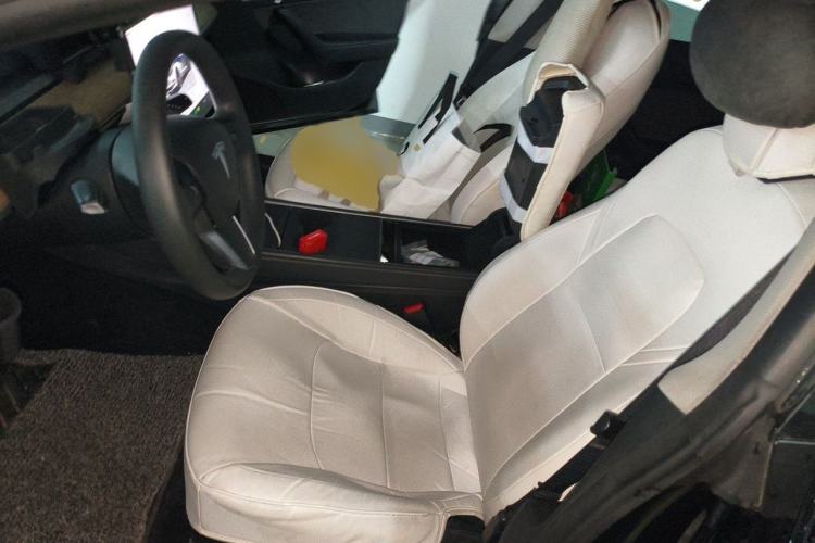 Used Tesla Model 3 2021 Revised Version II – Performance High-Performance All-Wheel-Drive Edition Left Front Seat