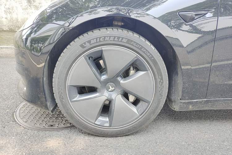 Used Tesla Model 3 2021 Revised Version Standard Range Rear-Wheel Drive Upgraded Edition 3D1 Left Front Wheel Hub