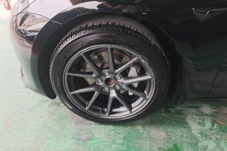 Used Tesla Model 3 2021 Standard Range Rear-Wheel Drive Upgraded Version 3D6 Left Front Wheel Hub