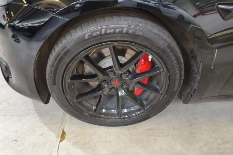 Used Tesla Model 3 2021 Standard Range Rear-Wheel Drive Upgraded Version 3D6 Left Front Wheel Hub