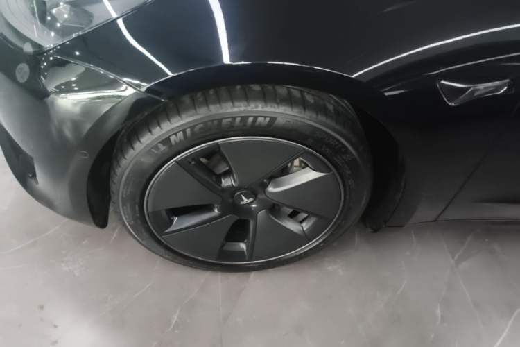 Used Tesla Model 3 2021 Standard Range Rear-Drive Upgraded Version Left Front Wheel Hub