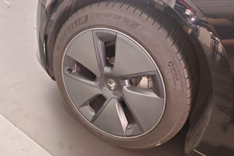 Used Tesla Model 3 2021 Standard Range Rear-Wheel Drive Upgraded Version 3D6 Left Front Wheel Hub