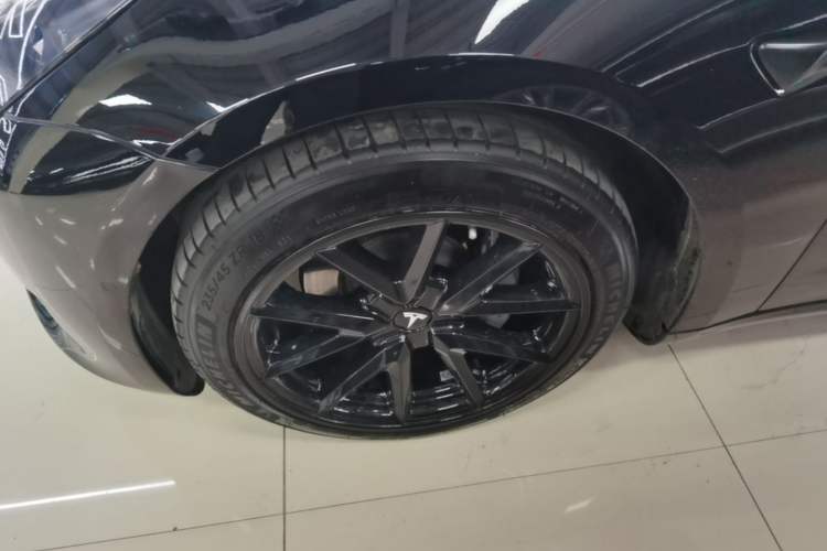 Used Tesla Model 3 2021 Standard Range Rear-Drive Upgraded Version Left Front Wheel Hub