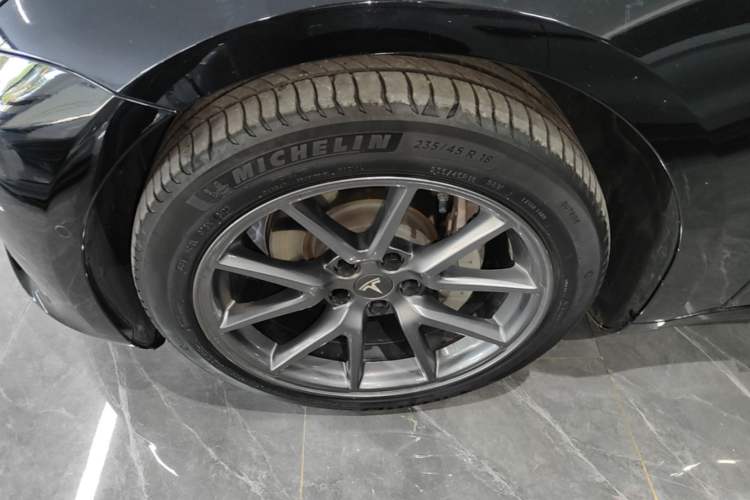 Used Tesla Model 3 2021 Standard Range Rear-Wheel Drive Upgraded Version 3D6 Left Front Wheel Hub