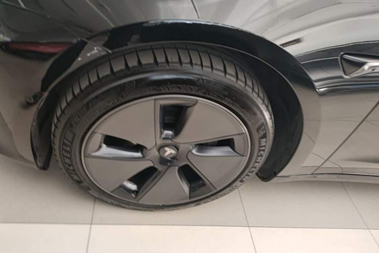 Used Tesla Model 3 2021 Standard Range Rear-Wheel Drive Upgraded Version 3D6 Left Front Wheel Hub