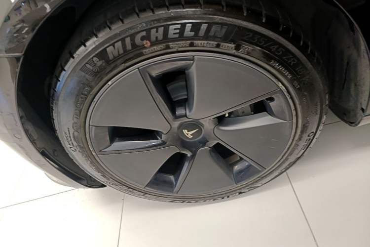Used Tesla Model 3 2021 Revised Version Standard Range Rear-Wheel Drive Upgraded Edition 3D1 Left Front Wheel Hub