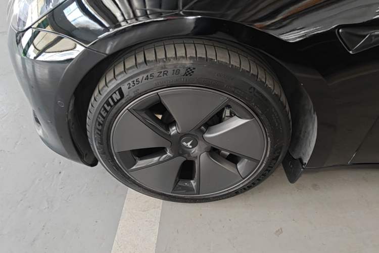 Used Tesla Model 3 2021 Standard Range Rear-Drive Upgraded Version Left Front Wheel Hub