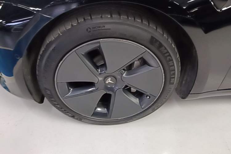Used Tesla Model 3 2021 Revised Version Standard Range Rear-Wheel Drive Upgraded Edition 3D1 Left Front Wheel Hub