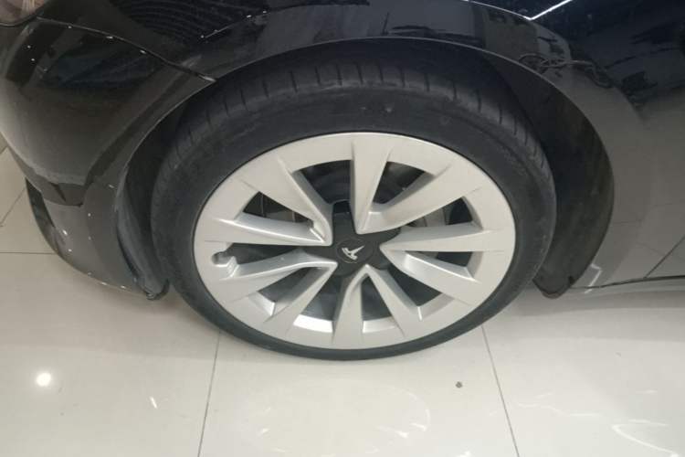 Used Tesla Model 3 2021 Standard Range Rear-Drive Upgraded Version Left Front Wheel Hub