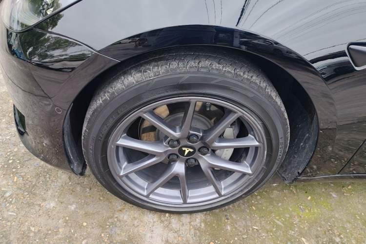 Used Tesla Model 3 2021 Standard Range Rear-Wheel Drive Upgraded Version 3D6 Left Front Wheel Hub