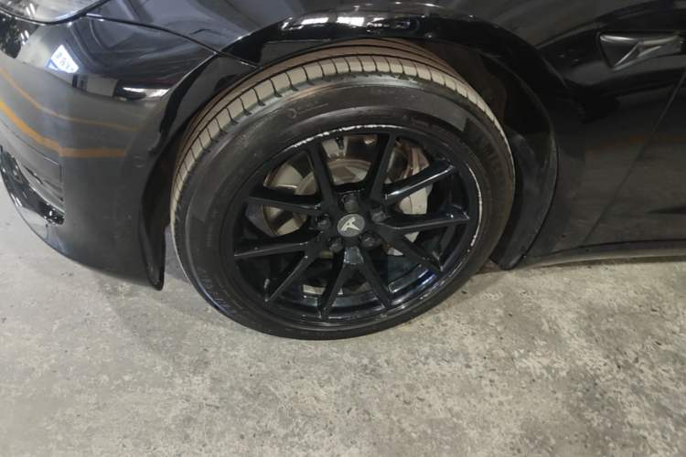 Used Tesla Model 3 2021 Standard Range Rear-Wheel Drive Upgraded Version 3D6 Left Front Wheel Hub