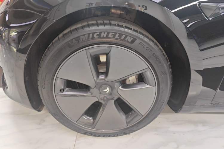 Used Tesla Model 3 2021 Standard Range Rear-Drive Upgraded Version Left Front Wheel Hub